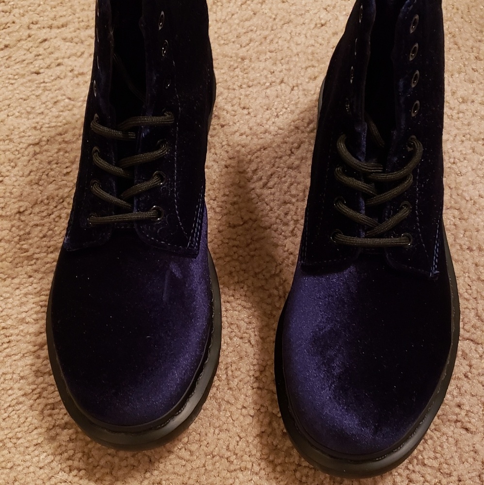 Dr. Martens 1460 Boots Size 11 Ladies